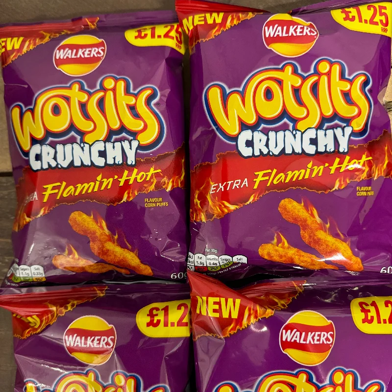 6x Walkers Wotsits Crunchy Extra Flamin' Hot Share Bags (6x60g)
