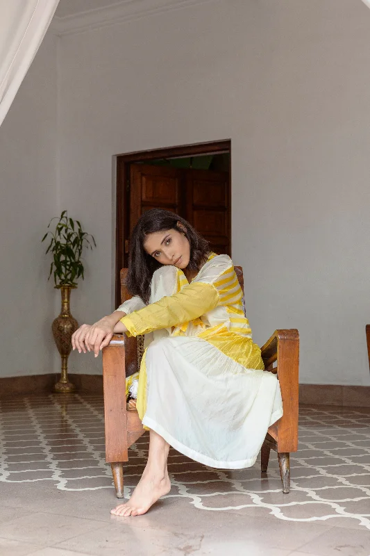 Color blocked dress with spaghetti lining