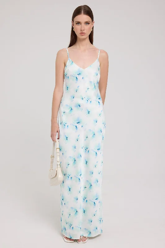 Perfect Stranger Forget Me Nots Maxi Dress White