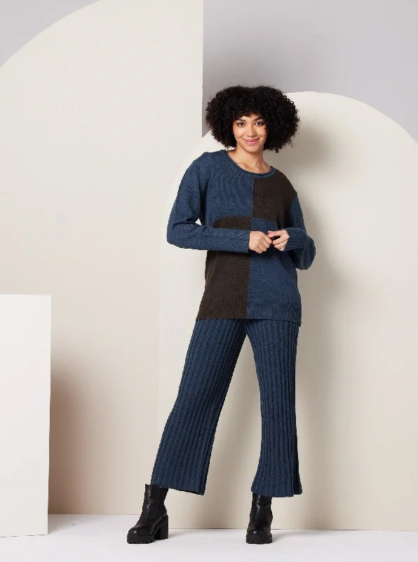 Paloma Sweater - Dark Blue Colorblock