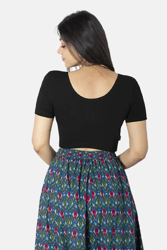 Naidu Hall Knitted Blouse With Round Neck Princess Cut Short Sleeve - Black