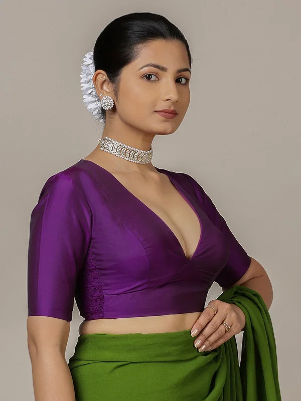 Zeenat x Rozaana | Purple Elbow Sleeves FlexiFit™ Saree Blouse with Plunging Neckline