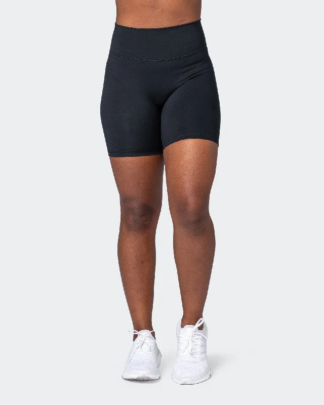 Game Changer Scrunch Bike Shorts - Black