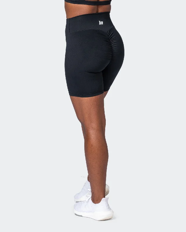 Game Changer Scrunch Bike Shorts - Black